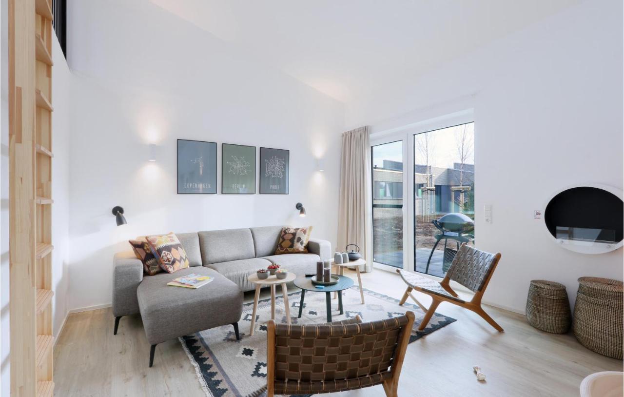 Stunning Home In Lembruch-Duemmer See With Wifi Екстериор снимка