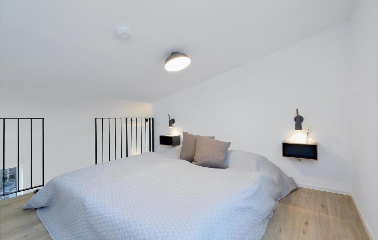 Stunning Home In Lembruch-Duemmer See With Wifi Екстериор снимка
